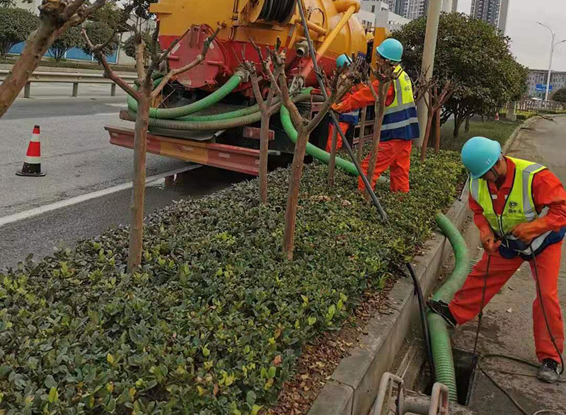 卢市镇市政管道清淤